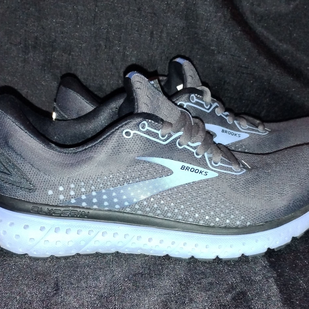 Brooks Charcoal Athletic Sneakers